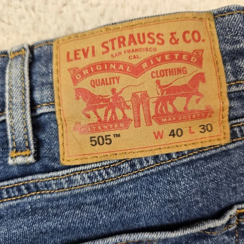 Levi's 505 Jeans Mens 40x30 Blue Denim Straight Leg Relaxed Fit Dadcore Normcore